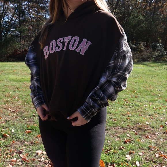 Brown Boston upcycled hoodie - Picture 1 of 5